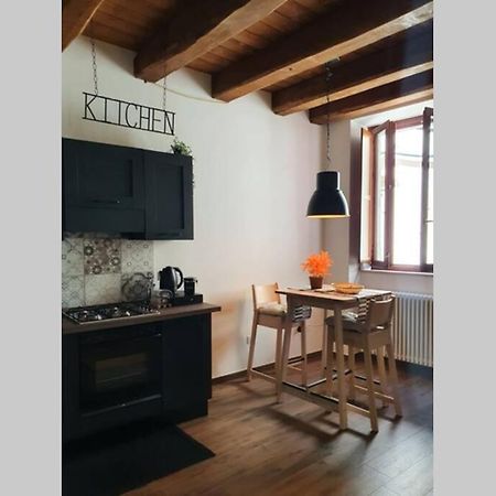 Il Caddi - Caratteristico Monolocale In Pieno Centro Storico Apartamento LʼAquila Exterior foto